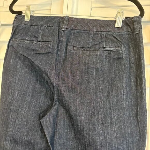 Old Navy Darkwash Crops Size 8 - Picture 4 of 7